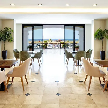 Cinar Hotel