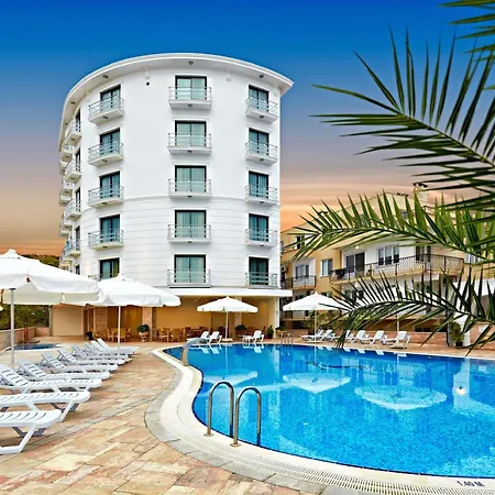 Hotel Cinar 3*