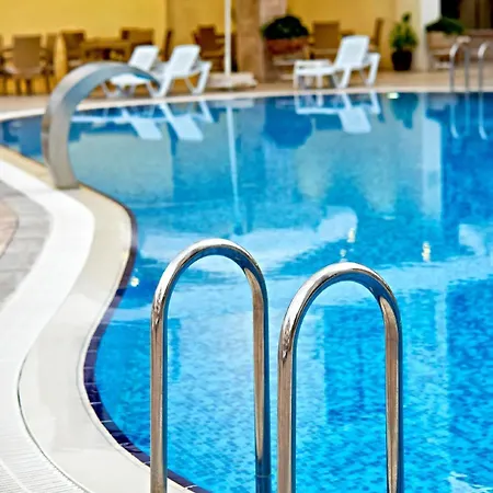 Cinar Hotel